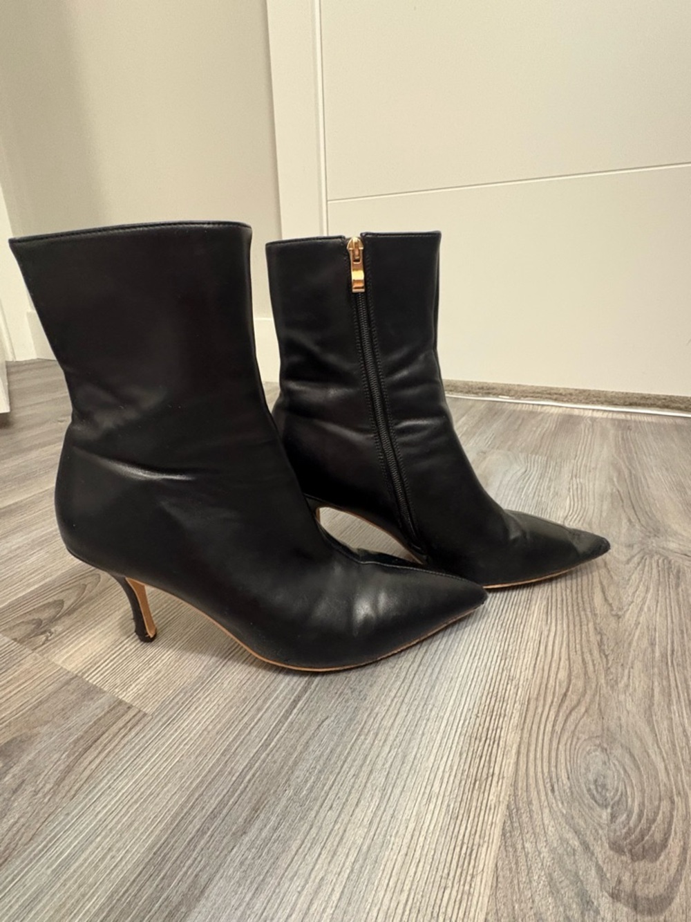 Snakeskin Pointed Toe Heeled Booties - Picture 3 of 5